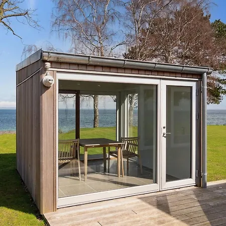 Ferienhaus Vanta - 10m From The Sea By Interhome *